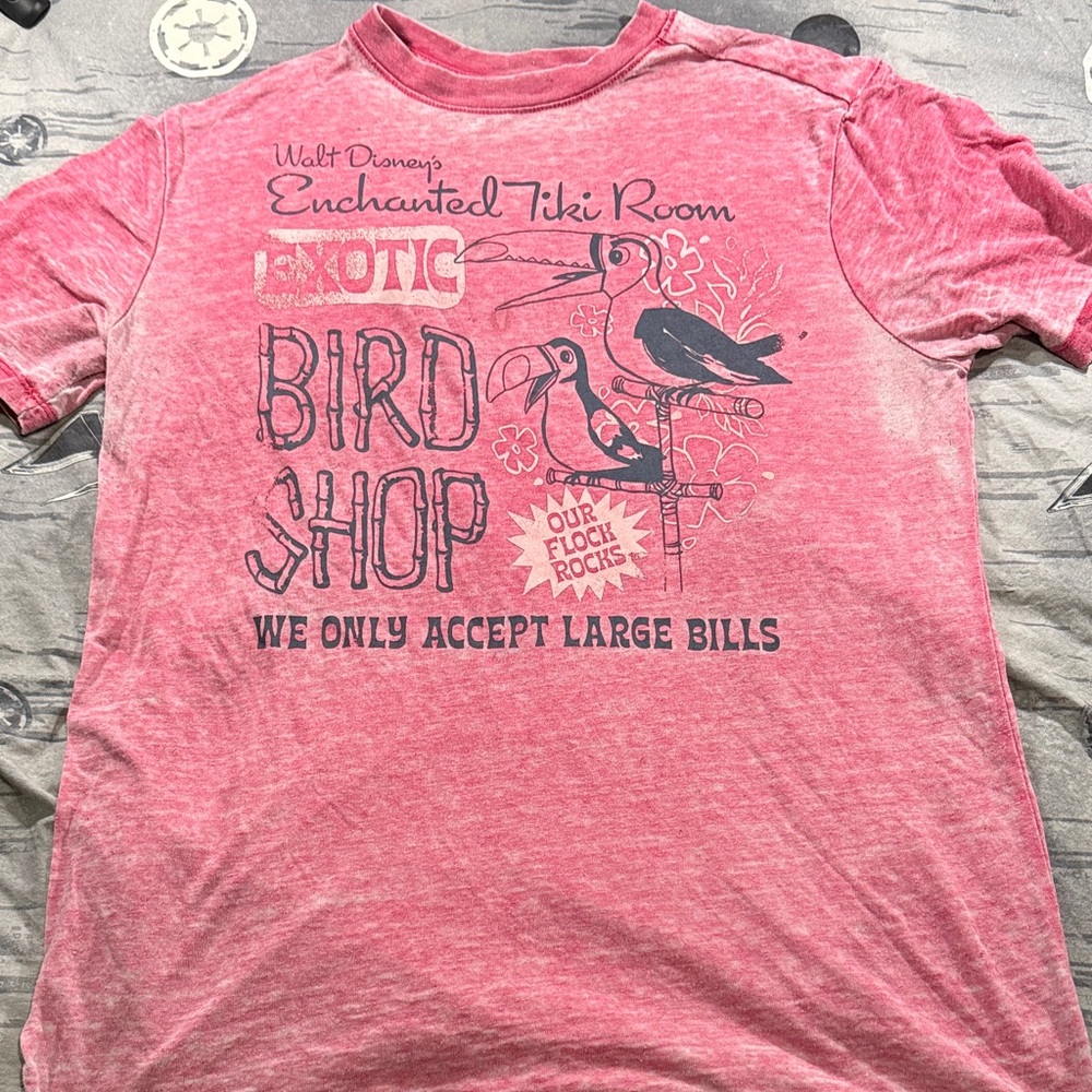 DISNEY DISNEYLAND ENCHANTED TIKI ROOM DISTRESSED T SHIRT SZ S